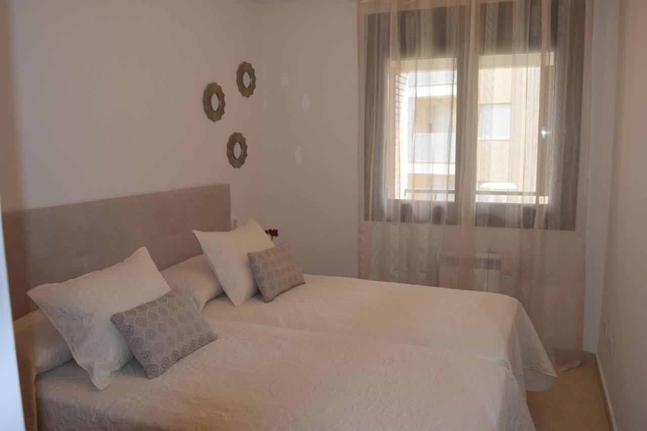 La Caparina, Apartamento Con Piscina A 3 Km De La Playa Vut-2377-As リャネス エクステリア 写真
