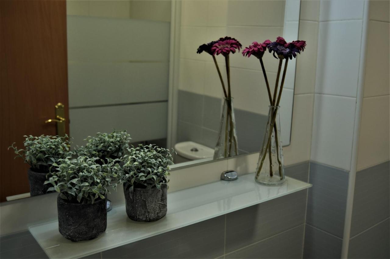 La Caparina, Apartamento Con Piscina A 3 Km De La Playa Vut-2377-As リャネス エクステリア 写真